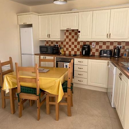Апартаменты Glengesh Court. Ardara Town Centre. Экстерьер фото